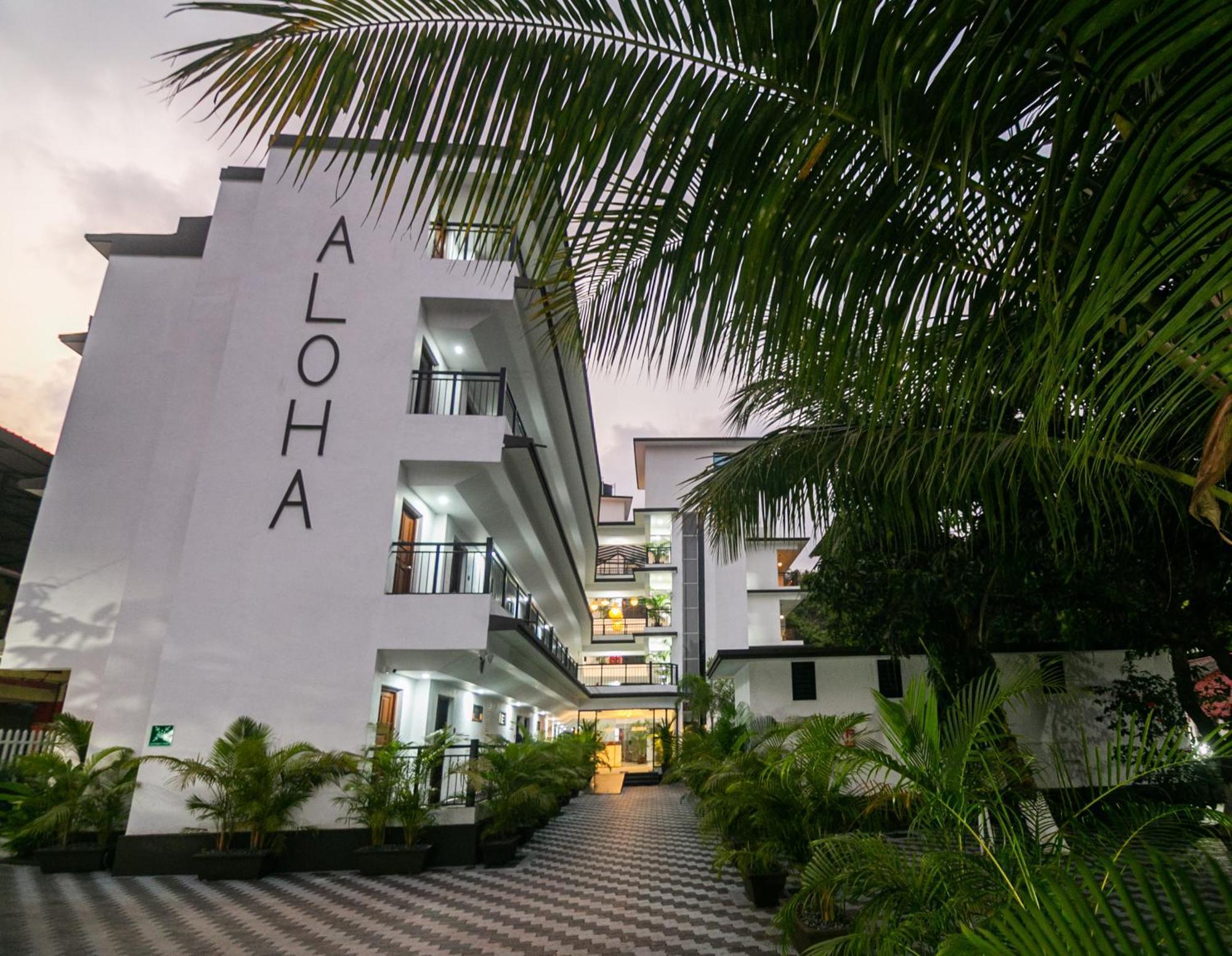 Aloha Holiday Resort Baga Exterior photo